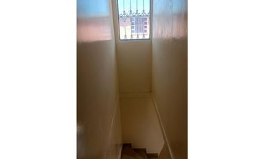 GIA 384 VENTA CASA, MADRID, PARQUES DE SANTAMARIA