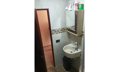 GIA 384 VENTA CASA, MADRID, PARQUES DE SANTAMARIA
