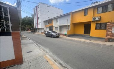SE ARRIENDA HERMOSO LOCAL DEL MUTIS
