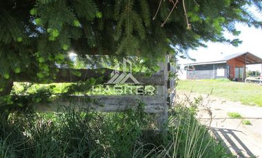 Casa en Venta en COD36878 - Casa / Parcela - Venta - Coihaique