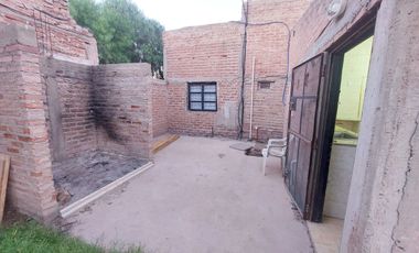 SALÓN EN ALQUILER - CENTENARIO