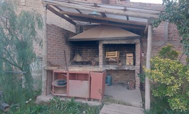SALÓN EN ALQUILER - CENTENARIO