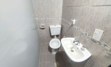 SALÓN EN ALQUILER - CENTENARIO