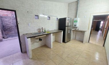 SALÓN EN ALQUILER - CENTENARIO