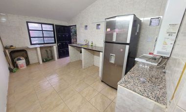 SALÓN EN ALQUILER - CENTENARIO