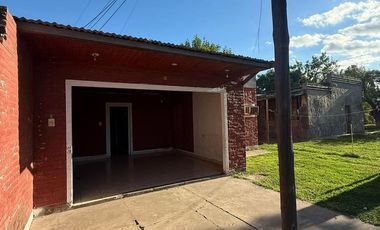 VENTA CASA MÁS DEPARTAMENTO EN PILAR