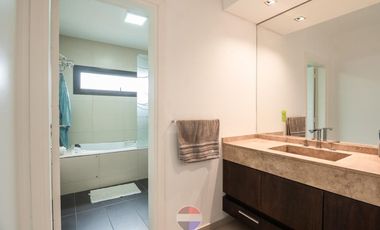 VENTA CASA 3 DORM CON PILETA SIETE SOLES CORDOBA
