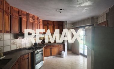 VENTA CASA 4 DORMITORIOS - CINCO SALTOS