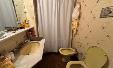 CASA 5 AMBIENTES EN VENTA LA UNION CON PISCINA