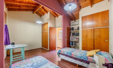 VENTA CASA 5 AMB COCHERA TERRAZA VELEZ SARSFIELD