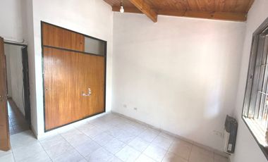 VENTA DÚPLEX 4 AMB AL FRENTE C/ COCHERA SAN MARTIN