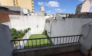 VENTA DÚPLEX 4 AMB AL FRENTE C/ COCHERA SAN MARTIN