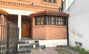 VENTA DÚPLEX 4 AMB AL FRENTE C/ COCHERA SAN MARTIN
