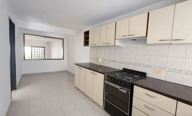 VENTA DÚPLEX 4 AMB AL FRENTE C/ COCHERA SAN MARTIN