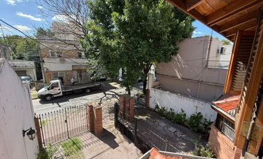 VENTA DÚPLEX 4 AMB AL FRENTE C/ COCHERA SAN MARTIN