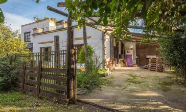 Casa quinta - Venta - A 300mts de ramal pilar