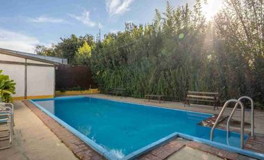 Casa quinta - Venta - A 300mts de ramal pilar