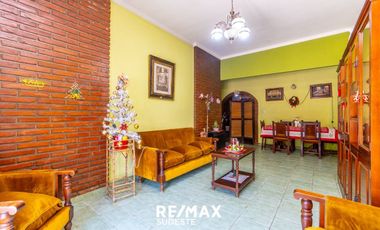 VENTA CASA 3 DORMITORIOS+COCHERA en B. P. PICO