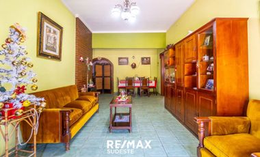 VENTA CASA 3 DORMITORIOS+COCHERA en B. P. PICO