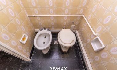 VENTA DEPARTAMENTO CENTRO 4 AMBIENTES CON COCHERA