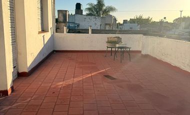 CASA EN VENTA EN 9 DE JULIO
