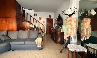 CASA EN VENTA EN 9 DE JULIO