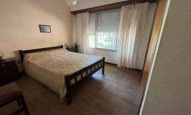VENTA DEPARTAMENTO 2 AMBIENTES FRENTE LUMINOSO
