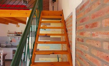SE VENDEN 2 CASAS SOBRE LOTE DE 480m2 V. RUMIPAL