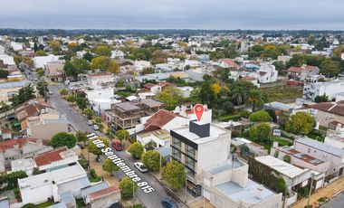 VENTA LOCAL COMERCIAL A ESTRENAR EN TANDIL