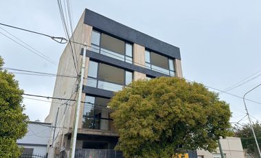 VENTA LOCAL COMERCIAL A ESTRENAR EN TANDIL