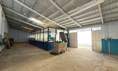 Oficinas y Depósitos en Venta - Tandil