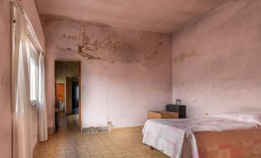 VENTA- CASA LOTE PROPIO- 4 AMBIE- PARQUE PATRICIOS