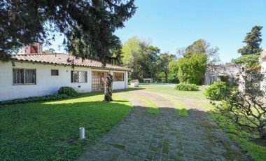 VENTA CASA CON PILETA CORIMAYO BURZACO