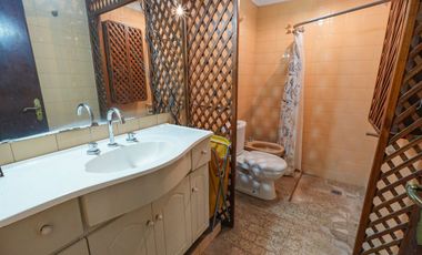 VENTA CASA CON PILETA CORIMAYO BURZACO