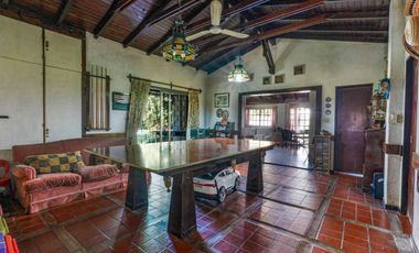 VENTA CASA CON PILETA CORIMAYO BURZACO