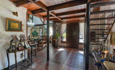 VENTA CASA CON PILETA CORIMAYO BURZACO