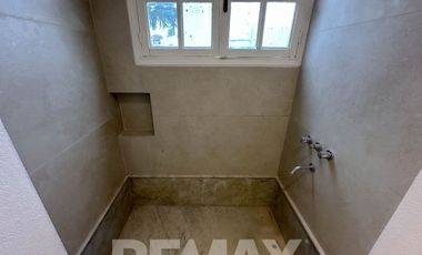 CASA EN VENTA RECICLADA A NUEVO, LOS LAGARTOS CC.