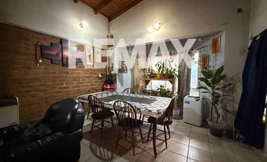 VENTA CASA 2 DORMITORIOS CON QUINCHO EN LAS GRUTAS