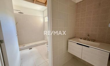 Casa 2 dormitorios en venta B° Costa Río