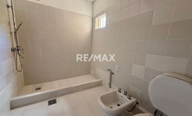 Casa 2 dormitorios en venta B° Costa Río