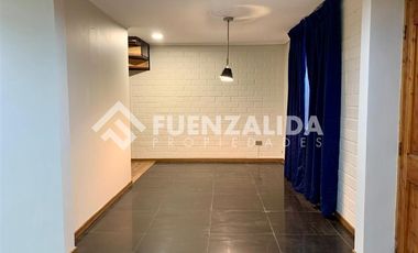 Casa en Arriendo en Pasaje Estación Ocoa 873