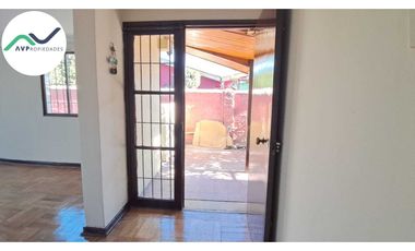 Casa en arriendo  en LA CISTERNA