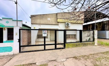 SE VENDE CASA EN MONTE VERA CON 400 M2 DE TERRENO
