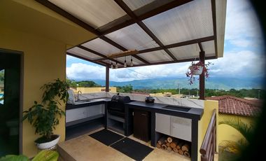Finca en venta de 3 hab. en La Mesa Puente Roto, La Mesa
