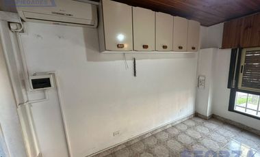PH 2 ambientes en planta baja en alquiler