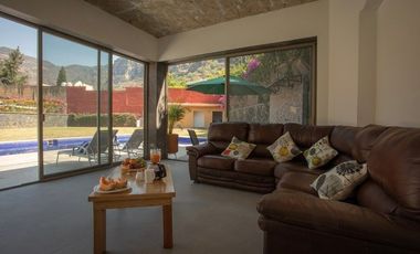 Casa en Renta con seguridad y preciosa Vista al tepozteco
