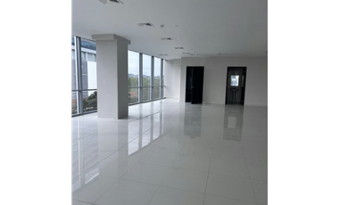 SE ALQUILA OFICINA EN COSTA DEL ESTE 180M2 BOULEVARD DEL ESTE