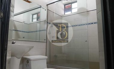 SE ARRIENDA CASA PARA USO COMERCIAL