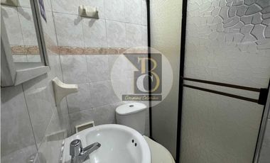 SE ARRIENDA CASA PARA USO COMERCIAL