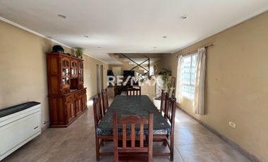 Venta de casa 4 dormitorios en Fernandez Oro